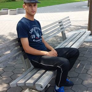 Meet your Posher, Rami